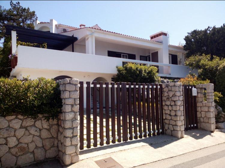 Apartment Kori Baška Buitenkant foto